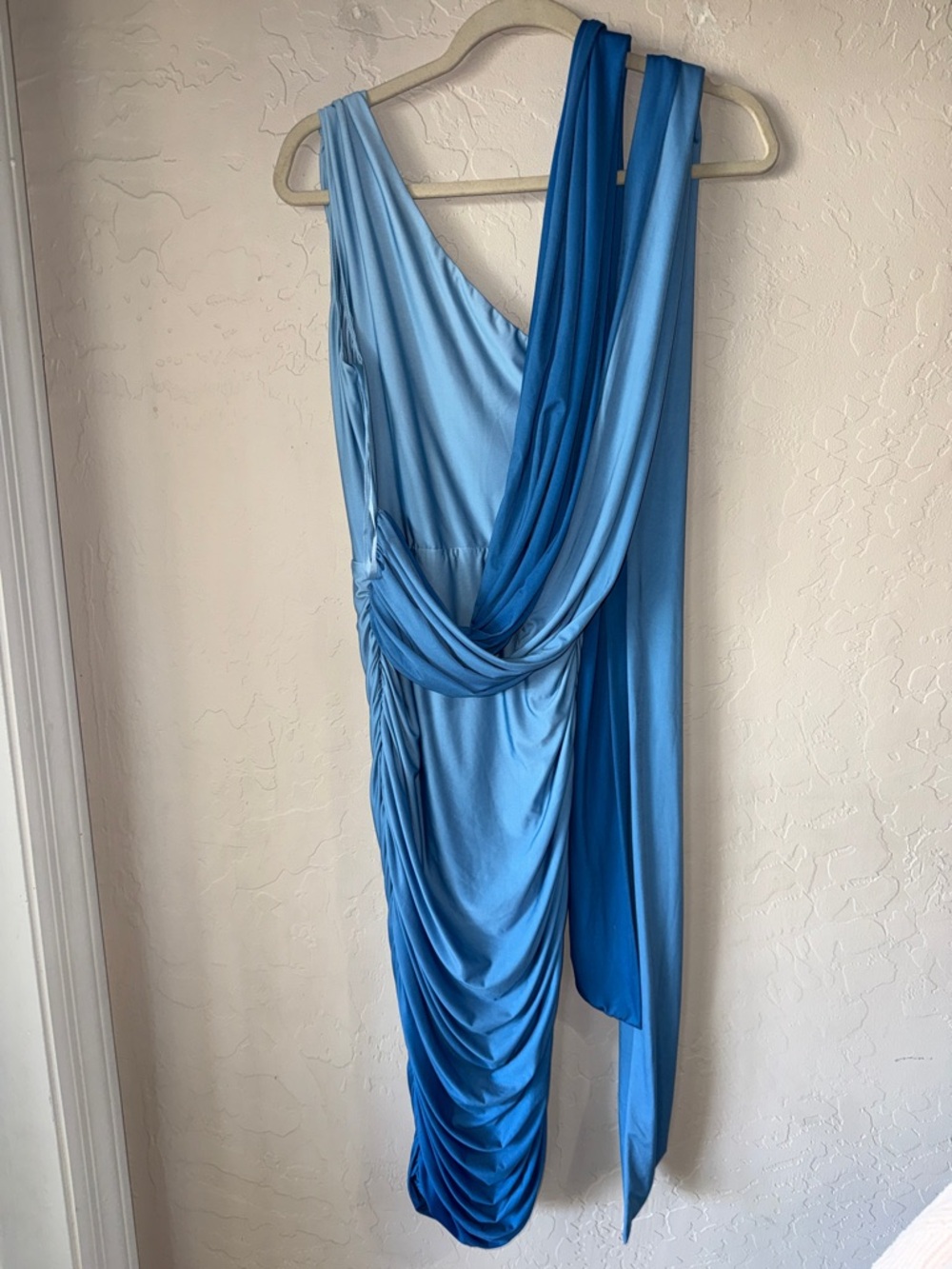 Jluxlabel blue silky satin body con drape shoulder midi dress size small
